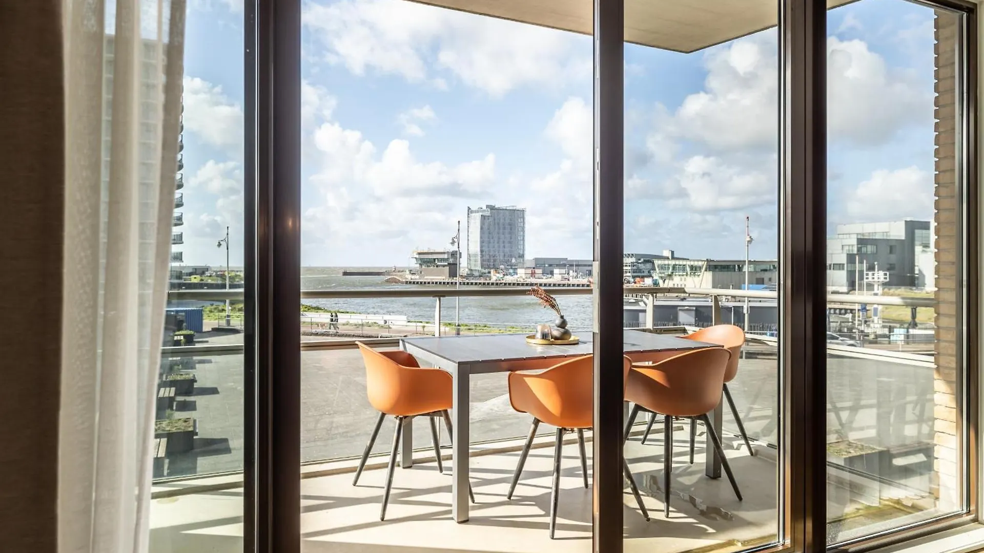 Bizstay Harbour I Scheveningen Apartments The Hague 0*,  Netherlands