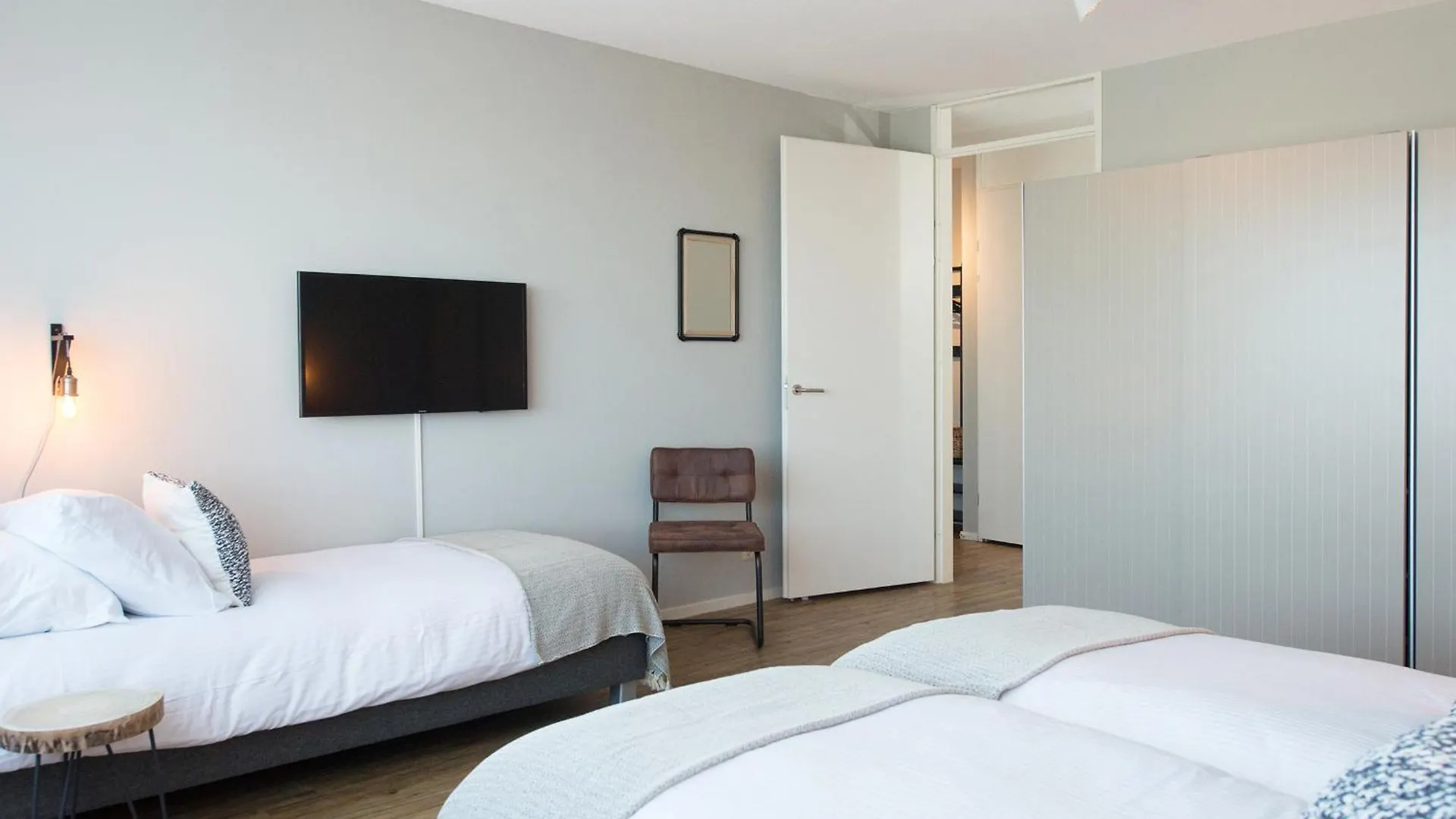 Bizstay Harbour I Scheveningen Apartments The Hague