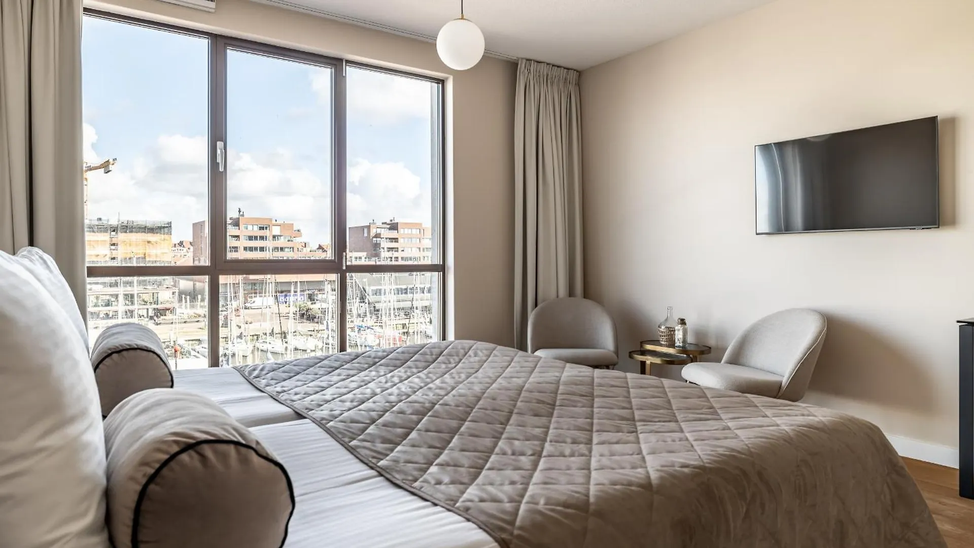 Bizstay Harbour I Scheveningen Apartments L'Aia 0*,