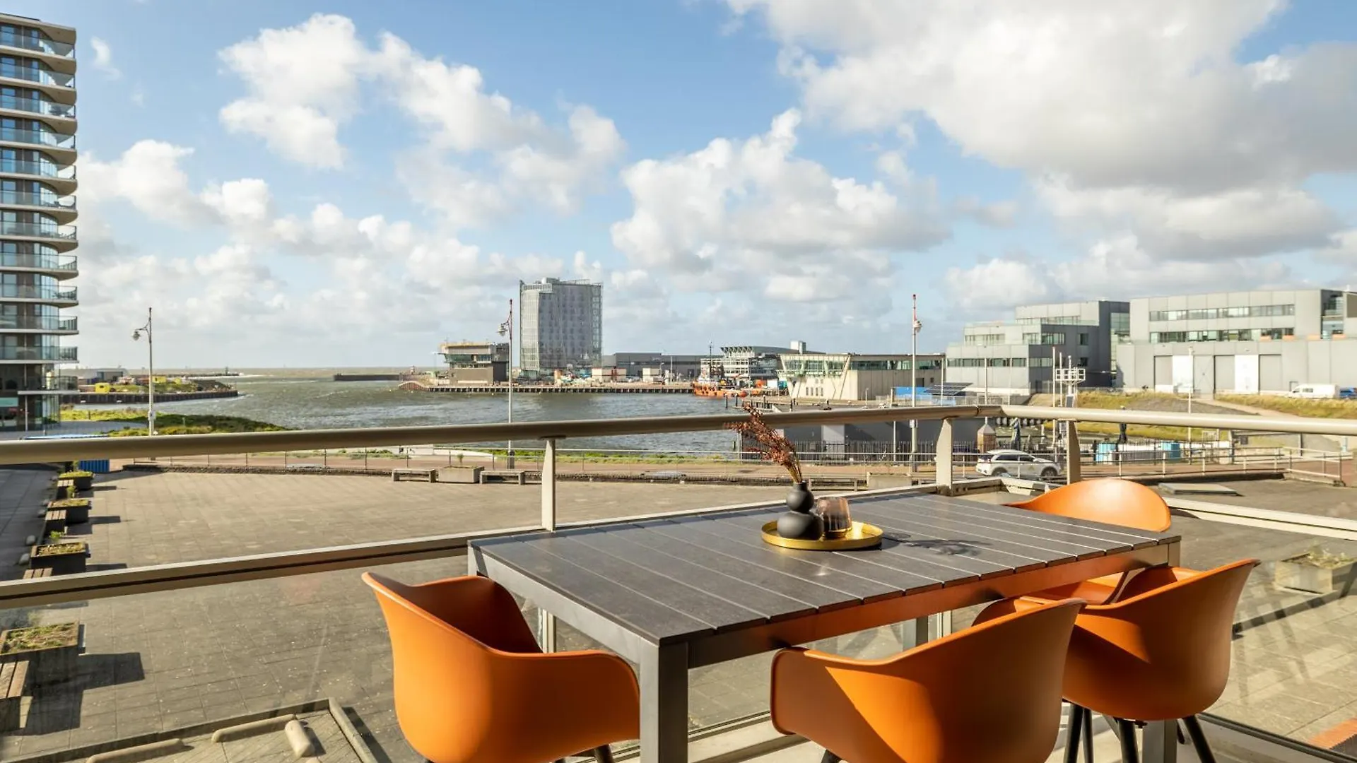 Bizstay Harbour I Scheveningen Apartments L'Aia 0*,  Paesi Bassi