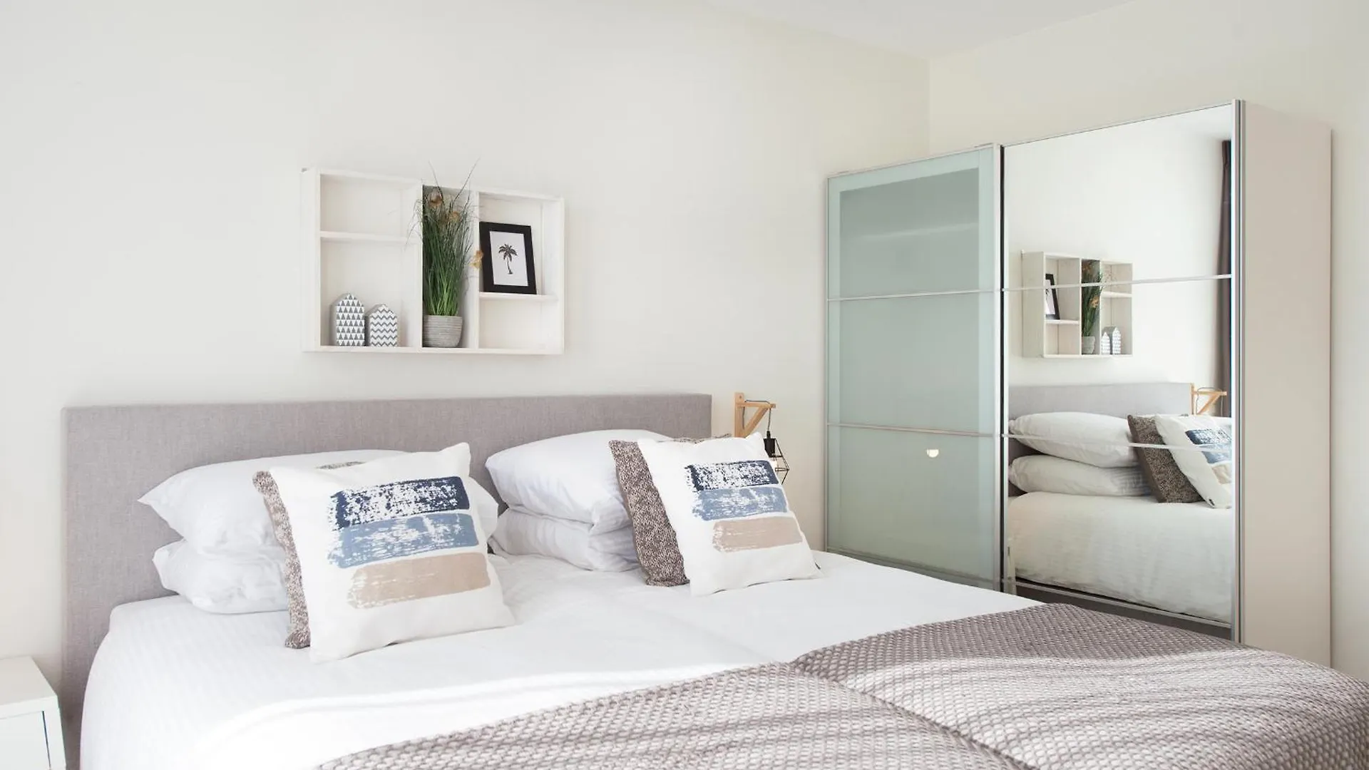 Bizstay Harbour I Scheveningen Apartments L'Aia