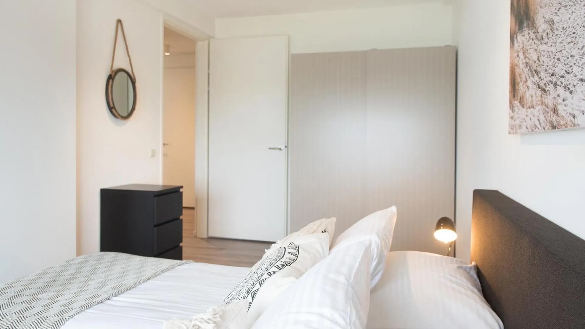 Bizstay Harbour I Scheveningen Apartments L'Aia