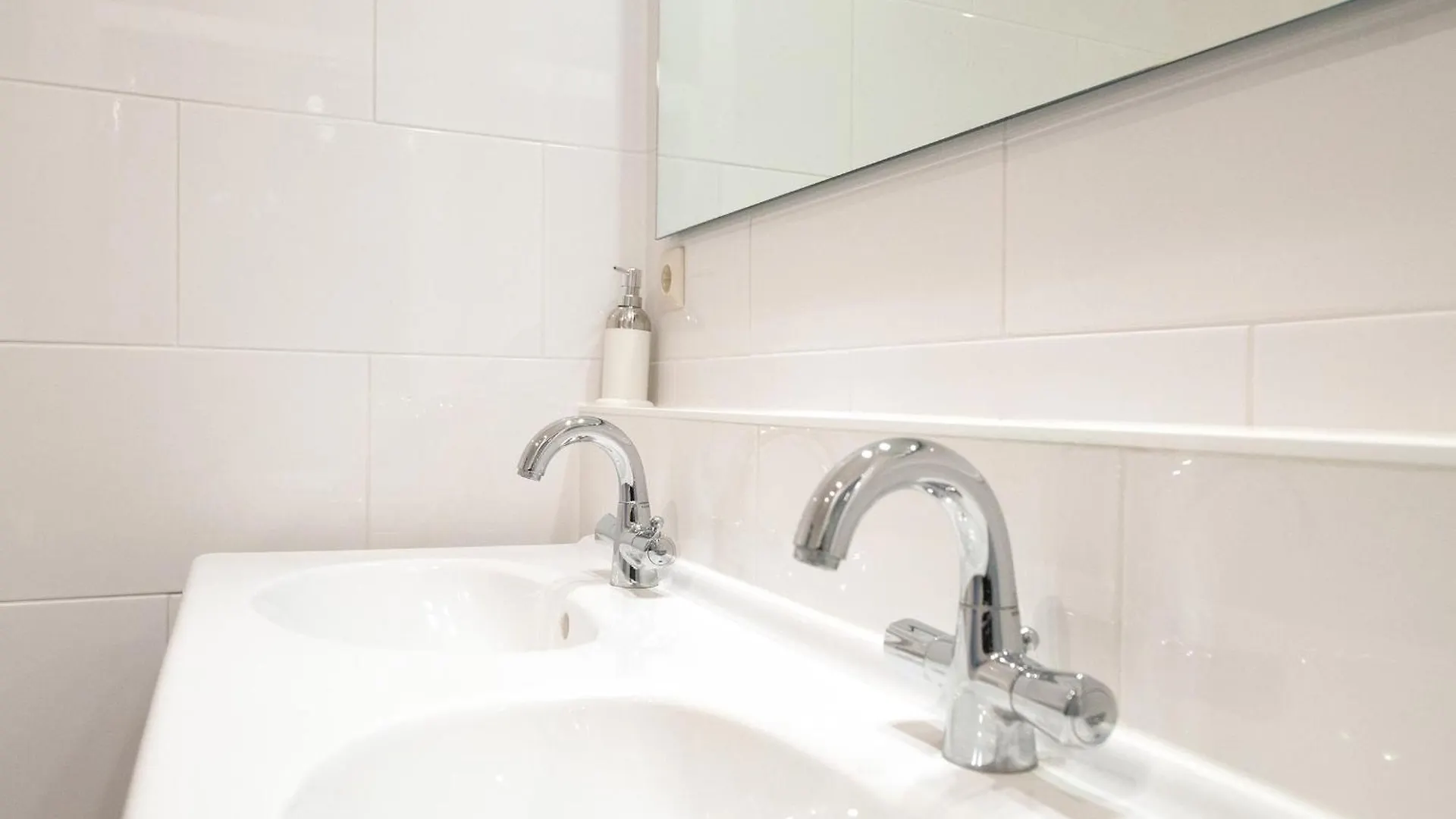 Bizstay Harbour I Scheveningen Apartments Χάγη