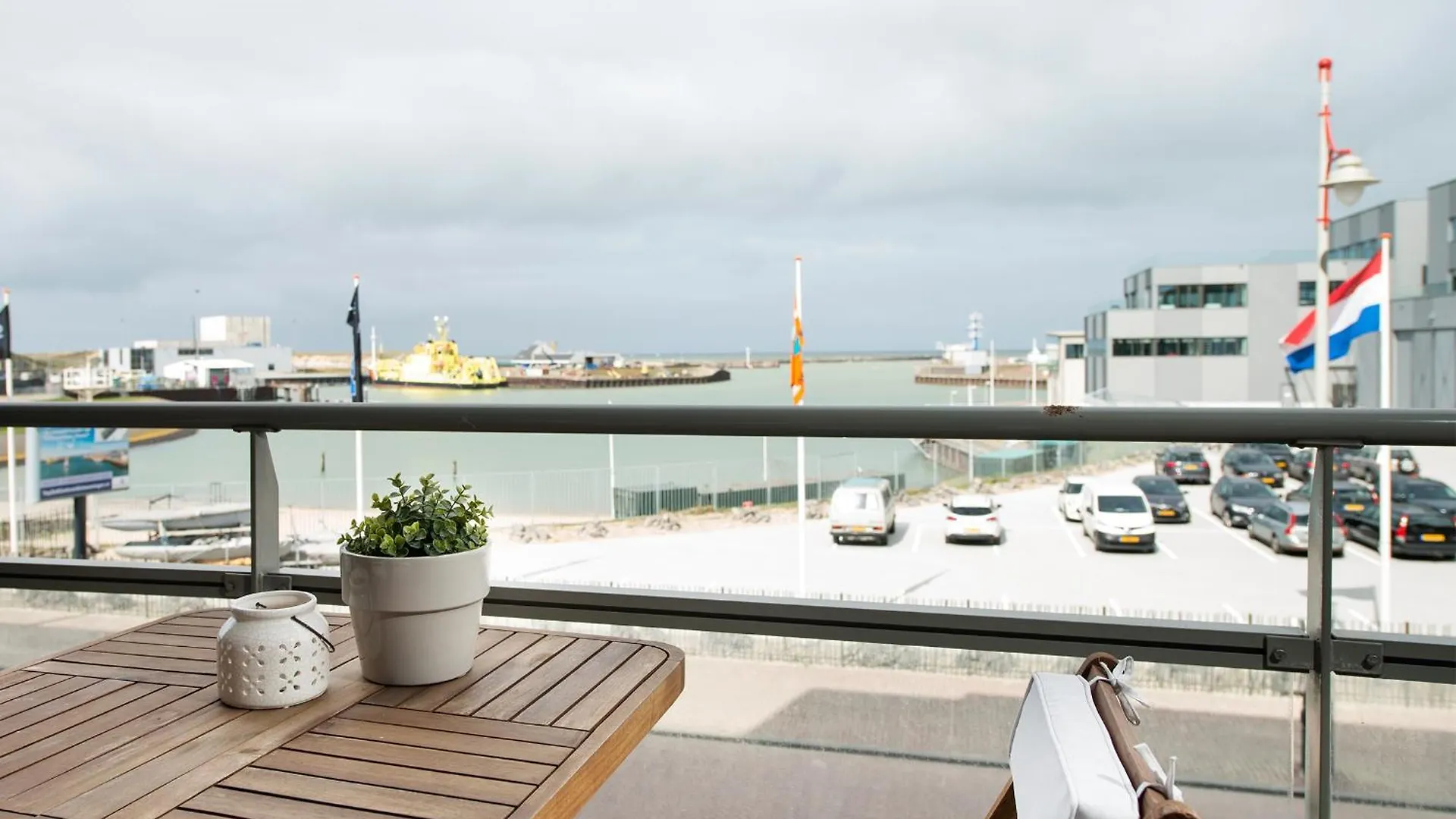 BizStay Harbour I Scheveningen Apartments Den Haag 0*,